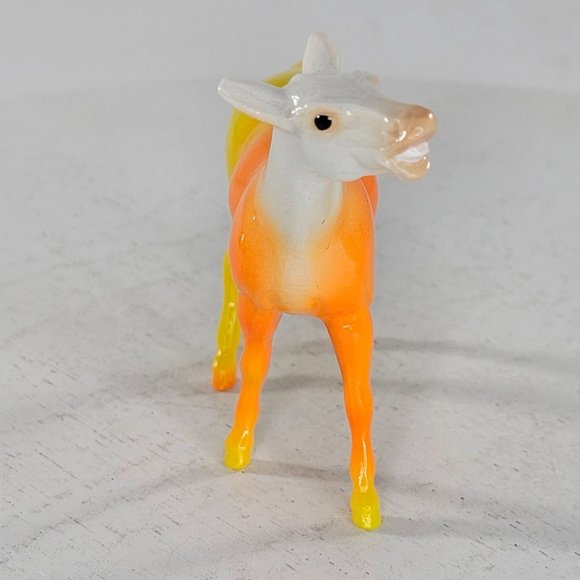 Breyer Stablemate Cornelius Spooky Surprise Candy Corn Mule #712514 - Picture 3 of 12